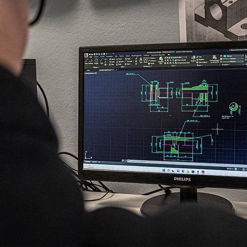 Laboratorio PLC e Autocad